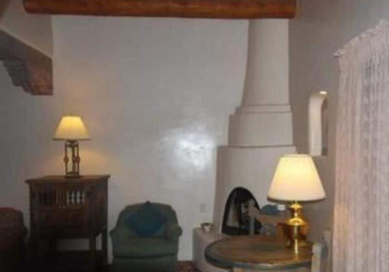 민박 The Inn At The Delta