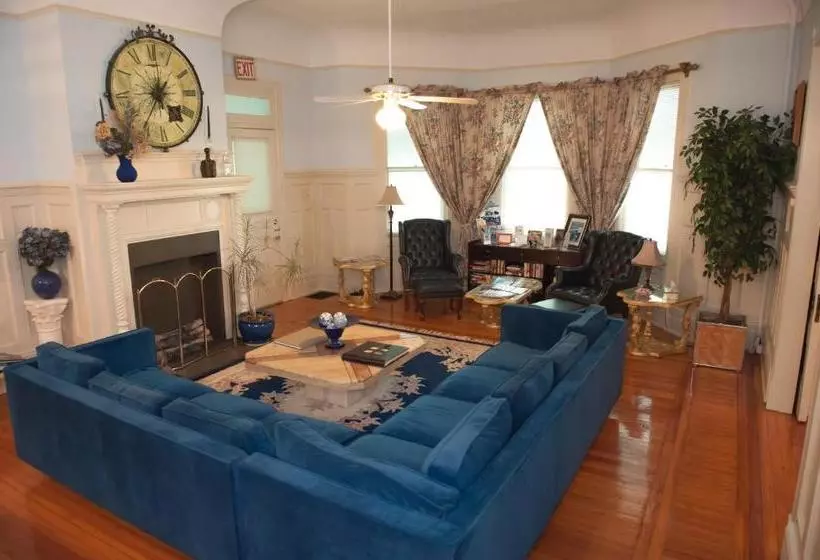 Cedars & Beeches Bed & Breakfast