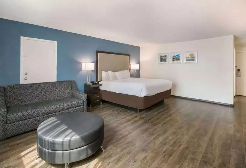 Clarion Hotel Conference Center