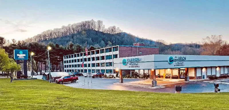 Clarion Hotel Conference Center
