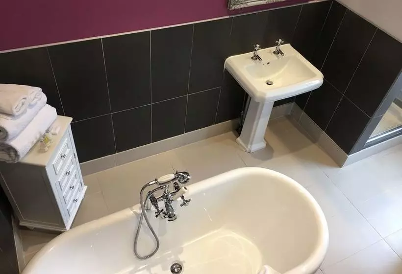 هتل The Coquetvale