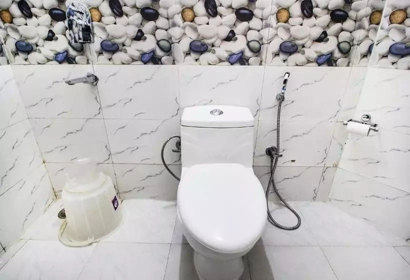 酒店 Fabexpress Alpine