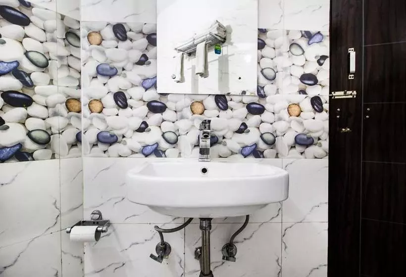 酒店 Fabexpress Alpine