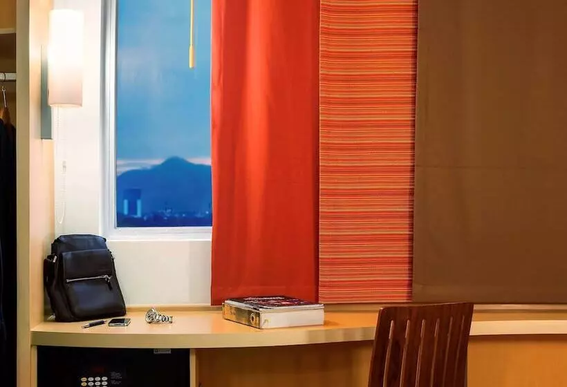 ホテル Ibis Bandung Pasteur