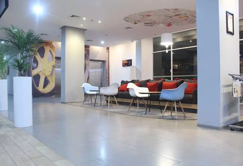 ホテル Ibis Bandung Pasteur