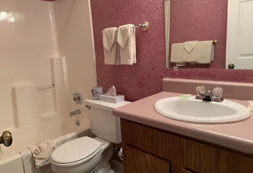 בית מלון כפרי Laurel Inn