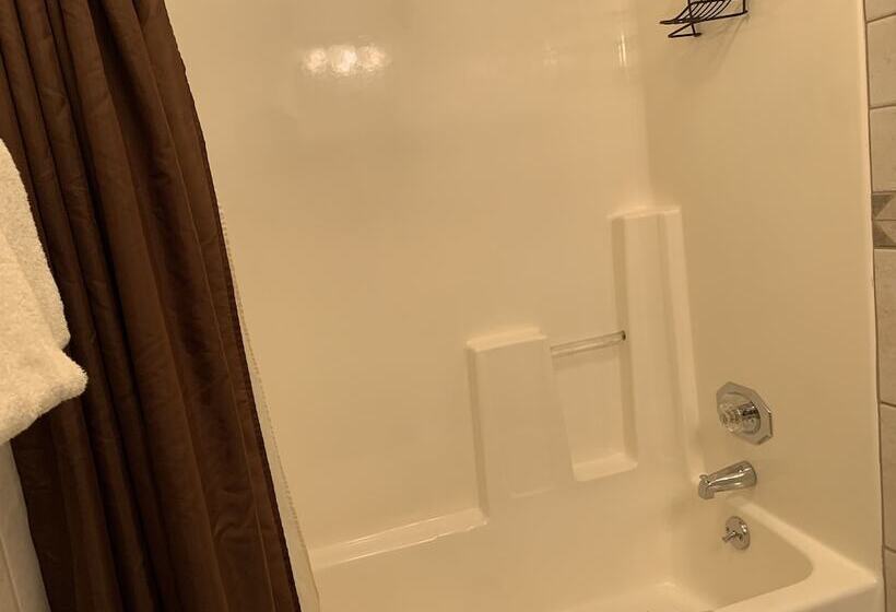 בית מלון כפרי Laurel Inn