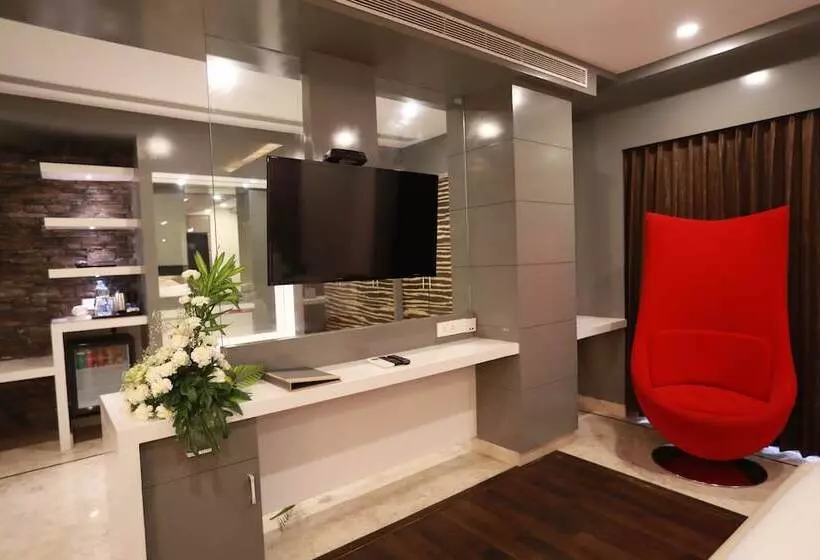 Hotel Park Elanza Chennai