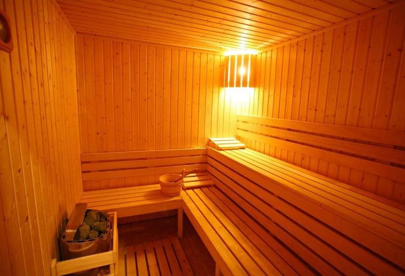 Royal Cove Aparthotel Self Catering