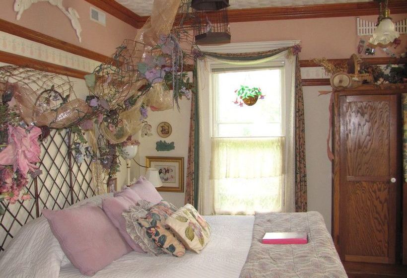 فندق The Blue Belle Inn Bed And Breakfast