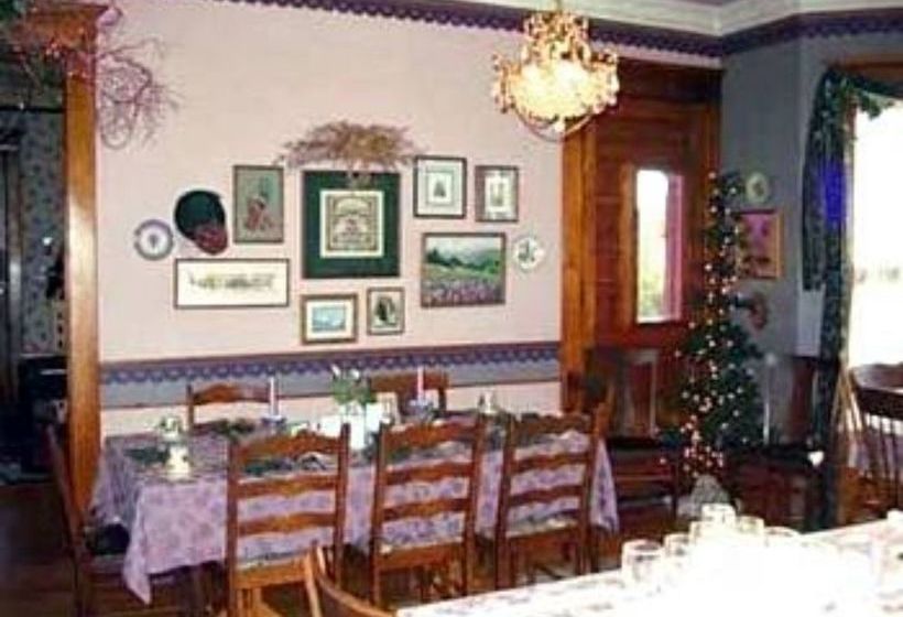 فندق The Blue Belle Inn Bed And Breakfast