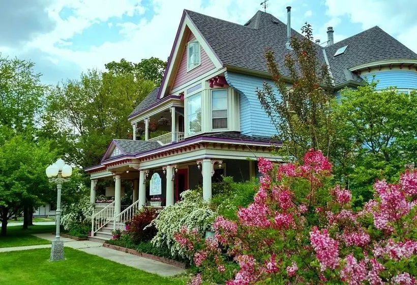 호텔 The Blue Belle Inn Bed And Breakfast