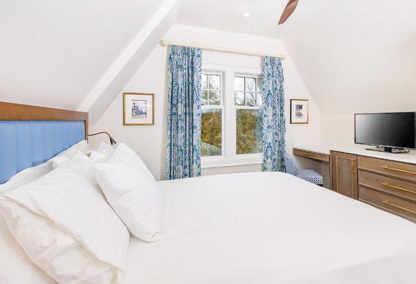 Отель The Inn at Stonecliffe