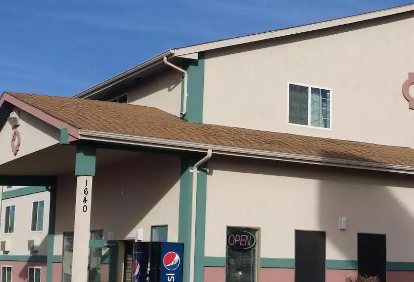 فندق Value Inn & Suites Salina