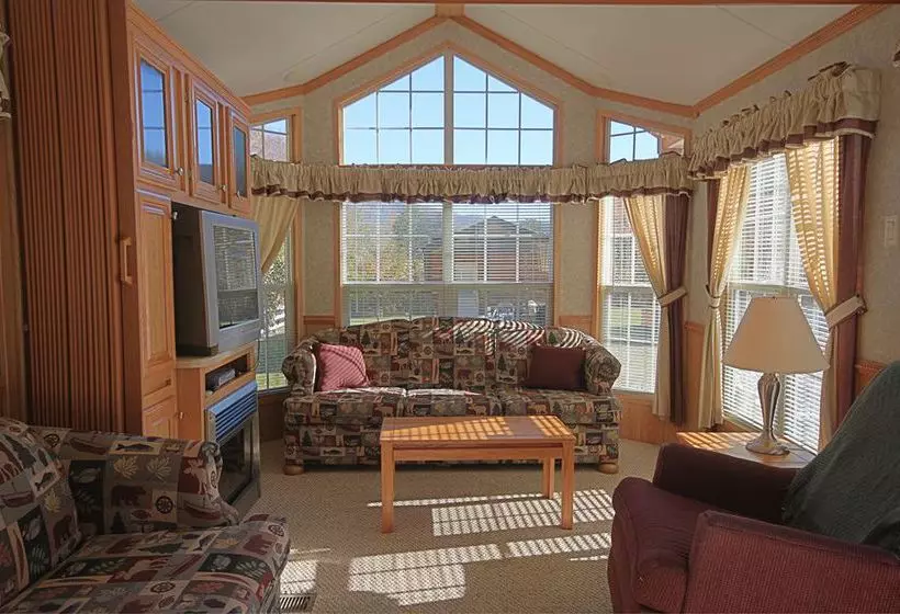 Misty Mountain Ranch B&b