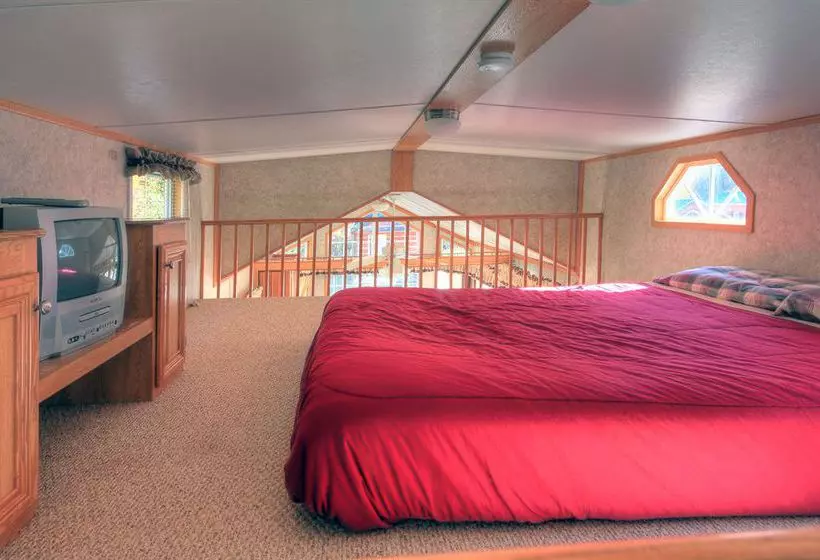 Misty Mountain Ranch B&b