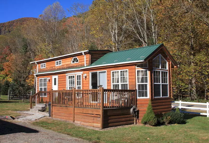 Misty Mountain Ranch B&b