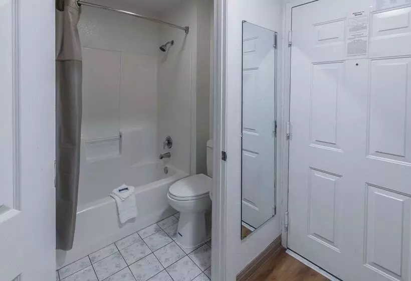 Motel 6 Hutchins, Tx