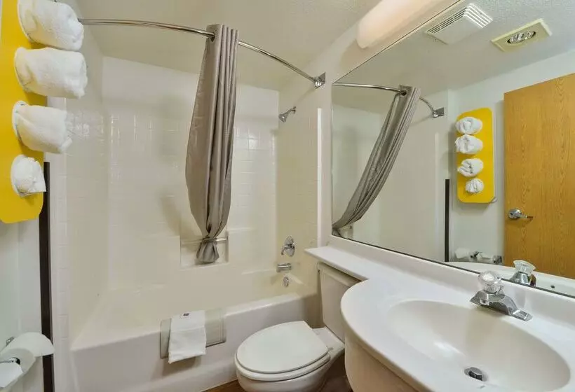 Motel 6meridian, Id  Boise W