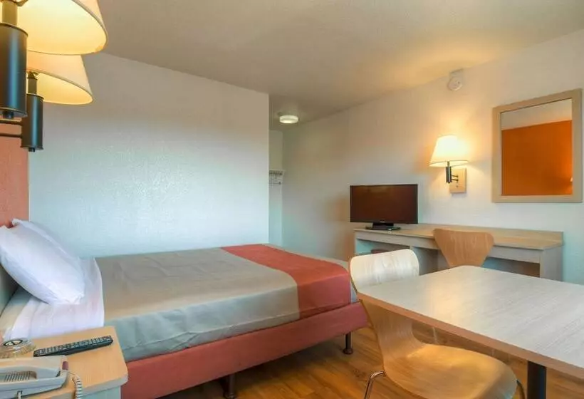 Motel 6san Ysidro, Ca  San Diego  Border