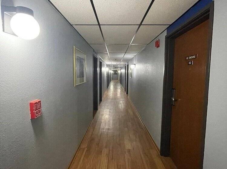 모텔 The Belgium Inn & Suites