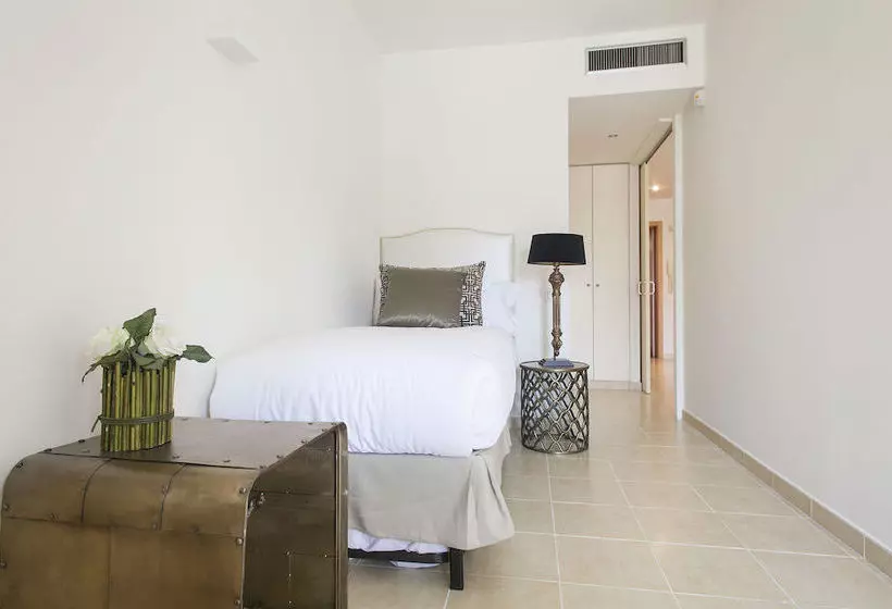 Splendom Suites Pau Clarís