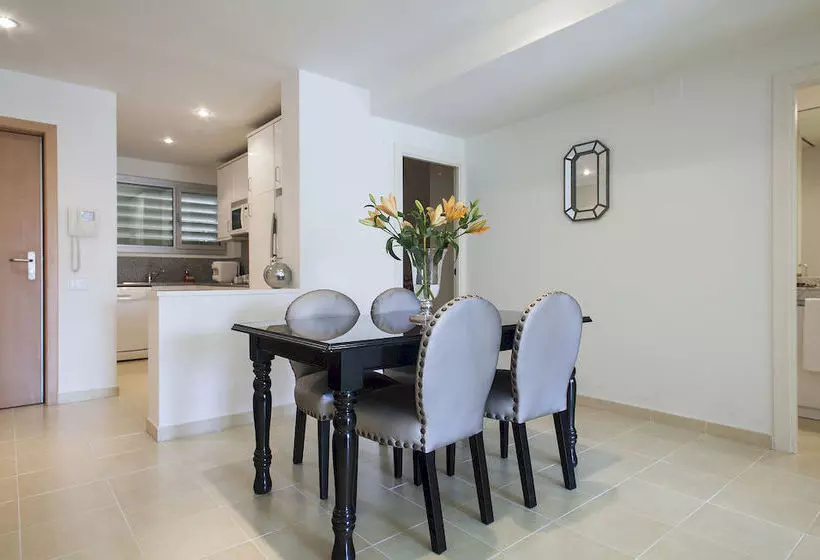 Splendom Suites Pau Clarís