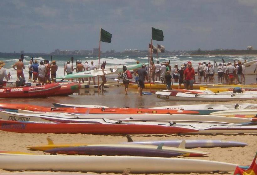 Surf Club Apartments