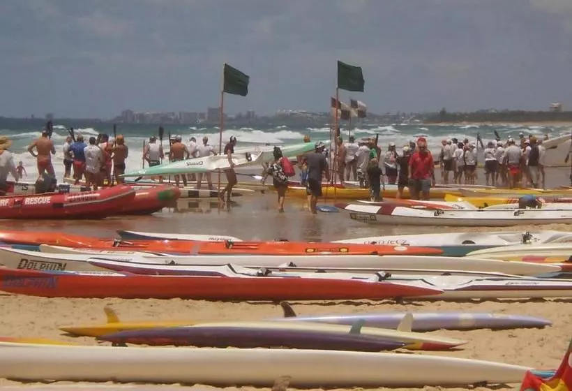 Surf Club Apartments