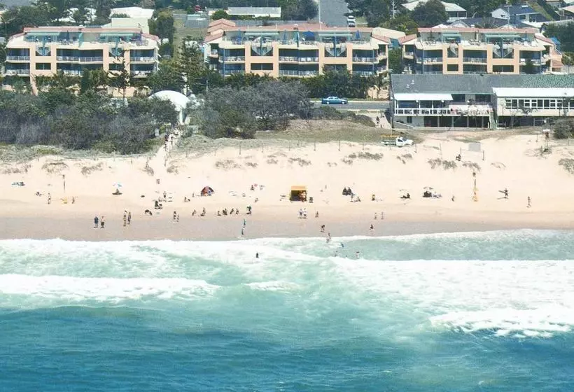 Surf Club Apartments