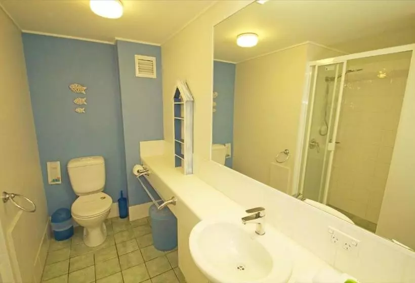 Surf Club Apartments