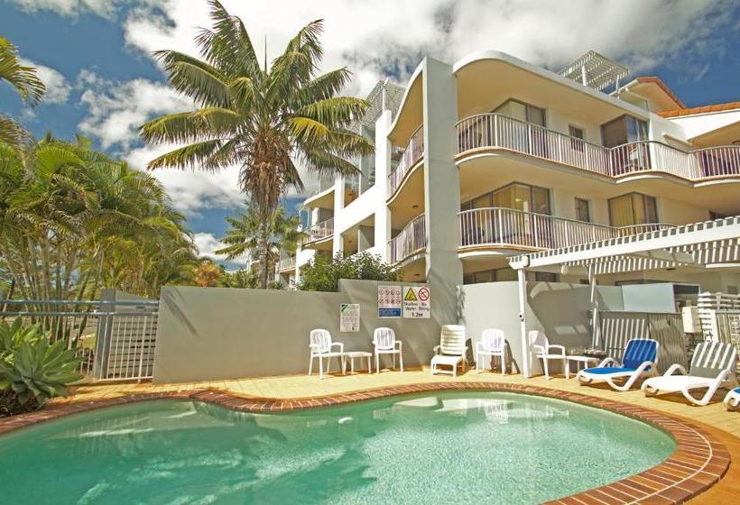 Surf Club Apartments