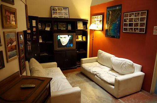 هاستل Urban 011