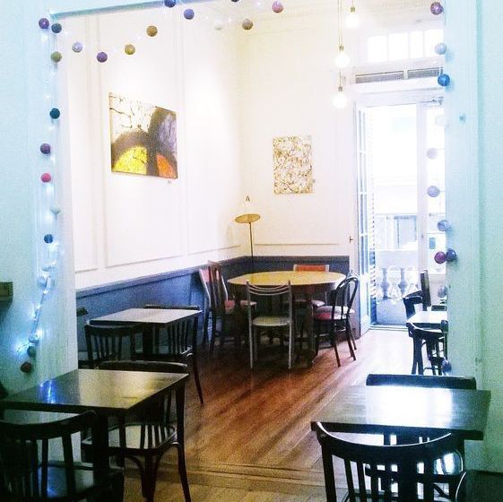 هاستل Urban 011