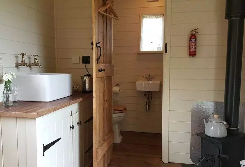 Wilderness B&b 3 Self Contained Rooms Nr Sissinghurst