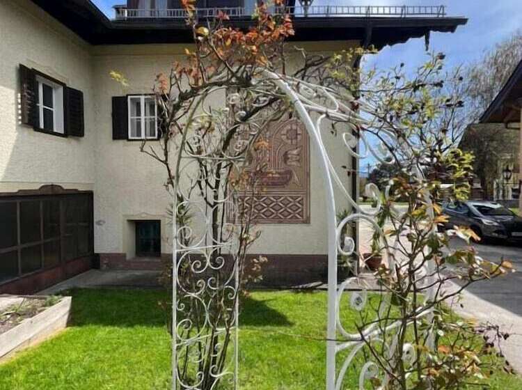 هتل Pension Sommerauer