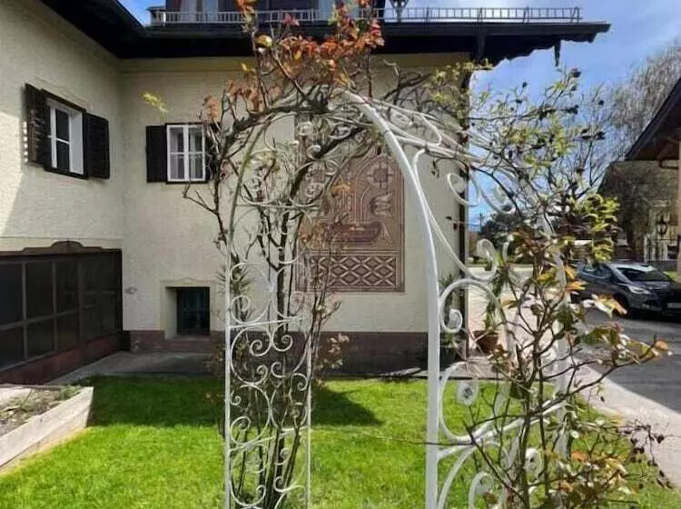 هتل Pension Sommerauer