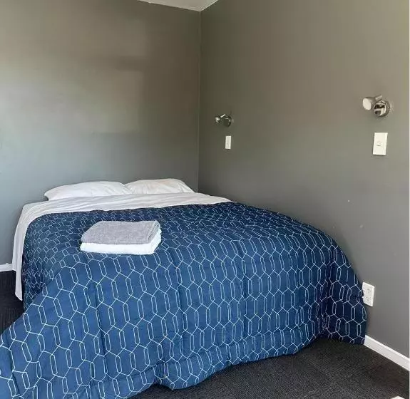 Aaa Northlands Motel