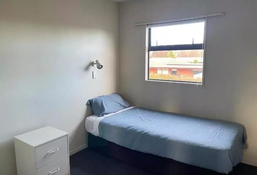 Aaa Northlands Motel