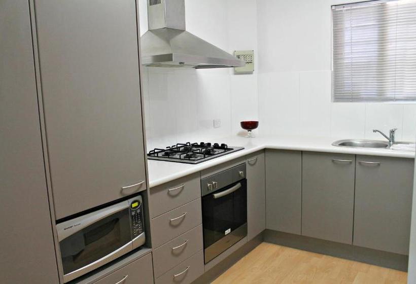 Archer Street – Adelaide Dresscircle Apartments