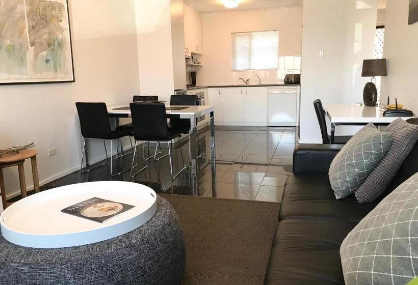 Archer Street – Adelaide Dresscircle Apartments