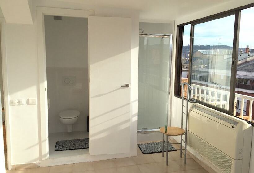 تختخواب و صبحانه The Sky Dome