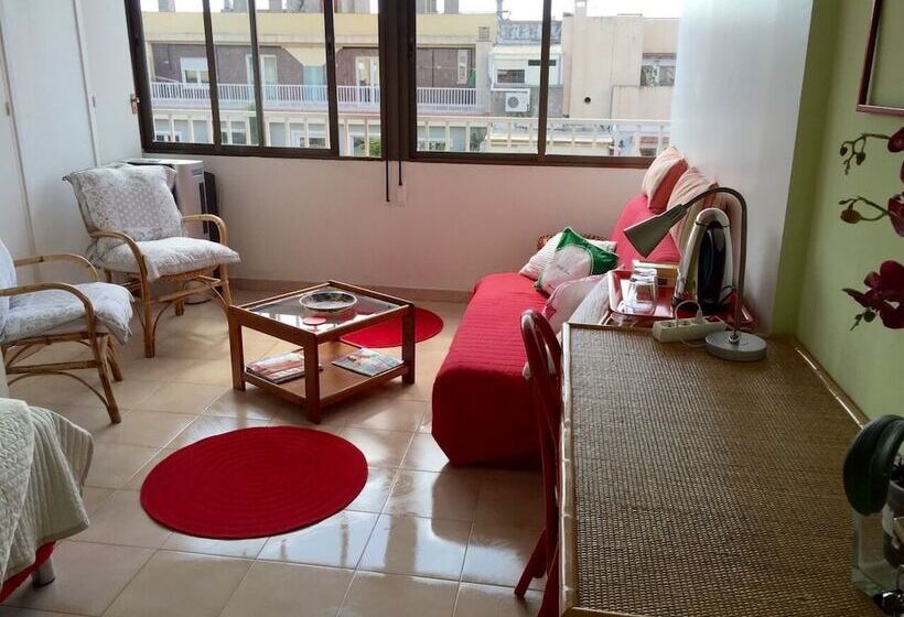 تختخواب و صبحانه The Sky Dome