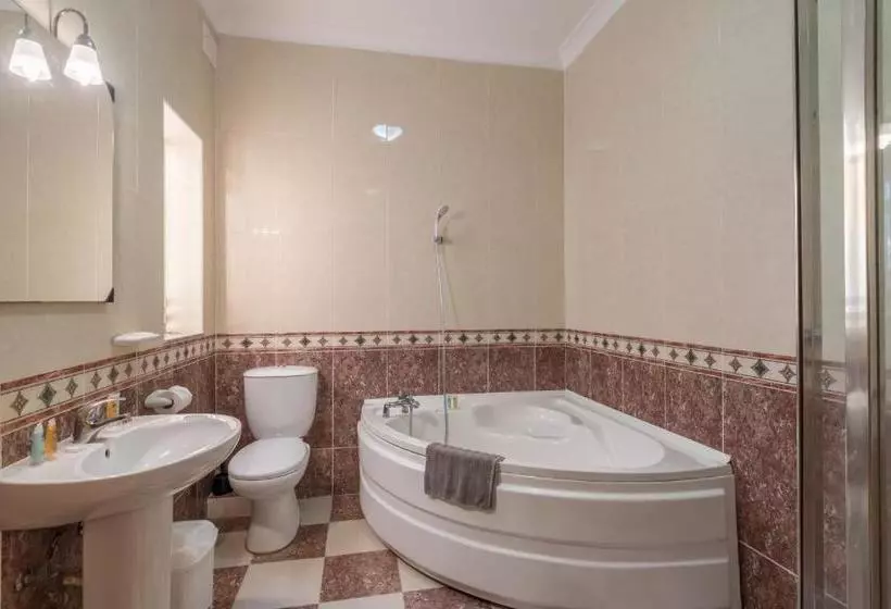 Blue Waters Apartments