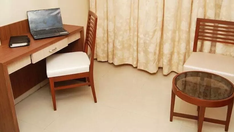 Hotel Aishwarya Residency