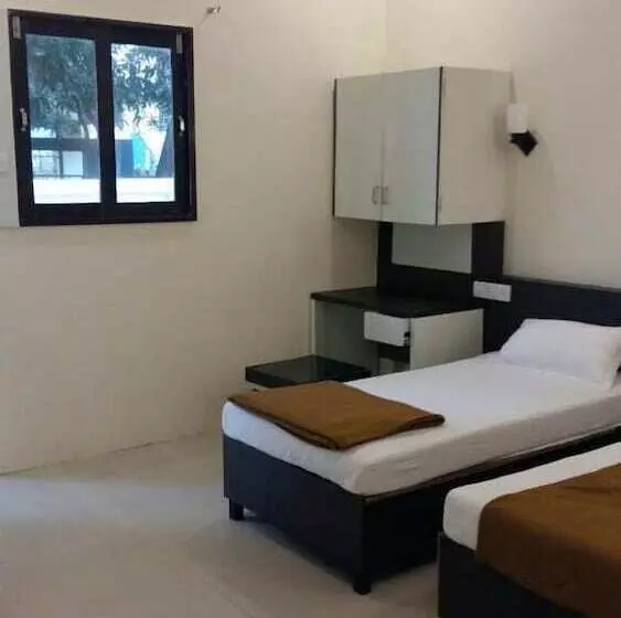 Hotel Aishwarya Residency