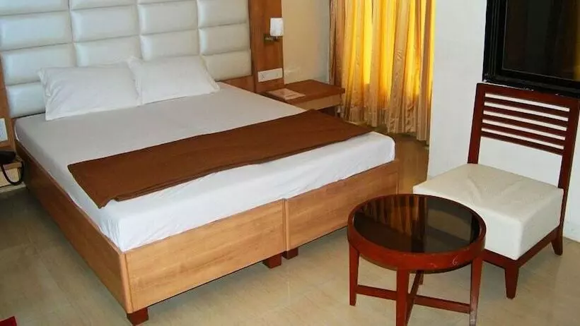 Hotel Aishwarya Residency