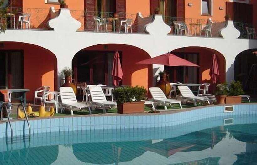 Отель Aragonese