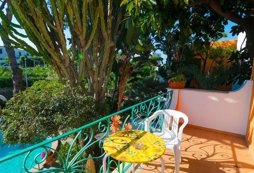 Отель Aragonese