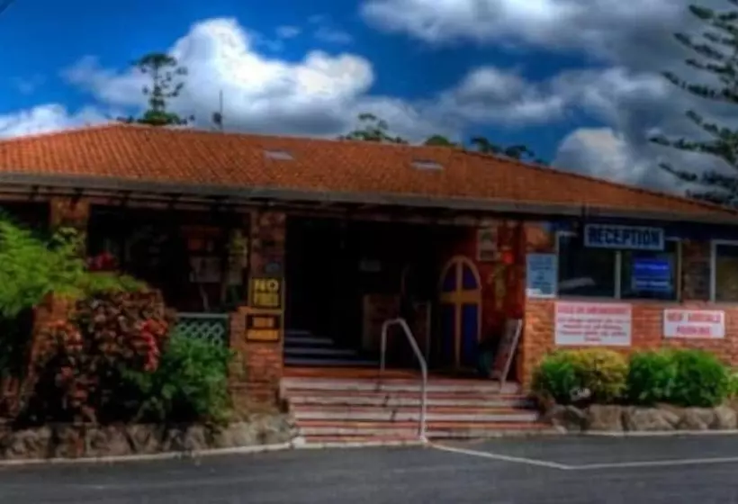 هتل Banana Coast Caravan Park